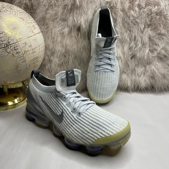 Nike Air VaporMax Flyknit 3 Pure Platinum White - Picture 4 of 11